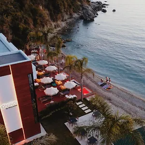 Oniro By Iliria Palace (adults Only) Χειμάρρα