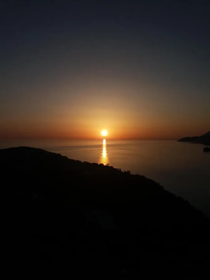 Sunset Dream Guesthouse Himare